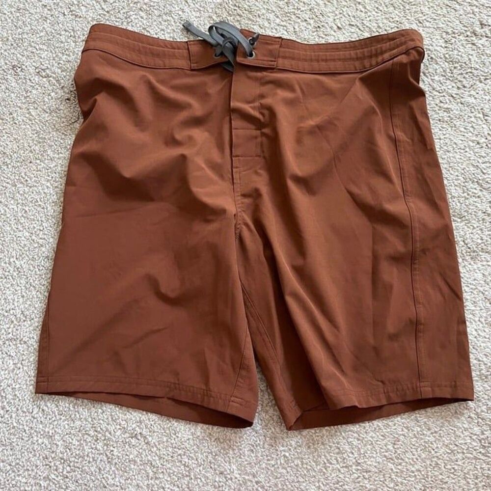 PrAna knee-length swim/causal men's shorts